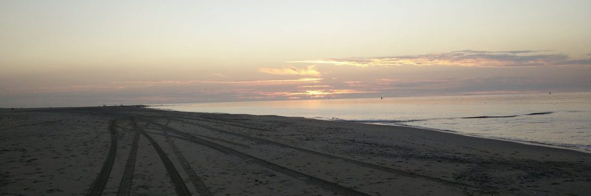 huis op vlieland zonsondergang